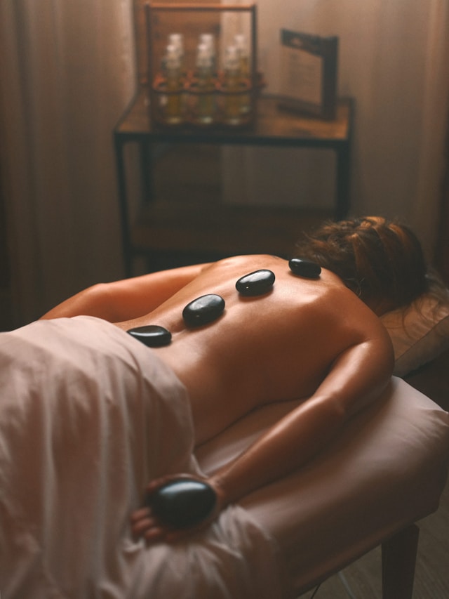 TCM Massage: How It Works and Why People Swear by It